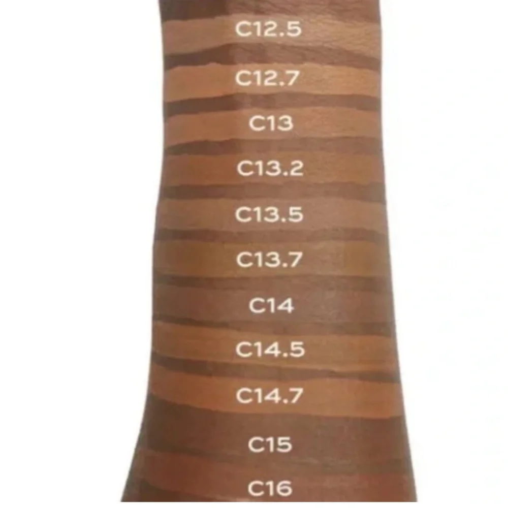 Revolution Conceal & Define Liquid Concealer - Warm Brown
